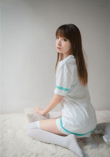 尹海英