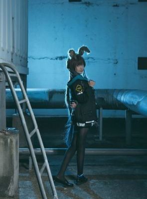 胸前长红色疤痕疙瘩怎么回事